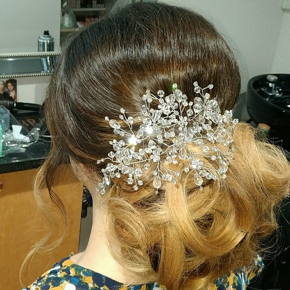 Crystal Bridal Hairpiece, tried on only for trial main image 5